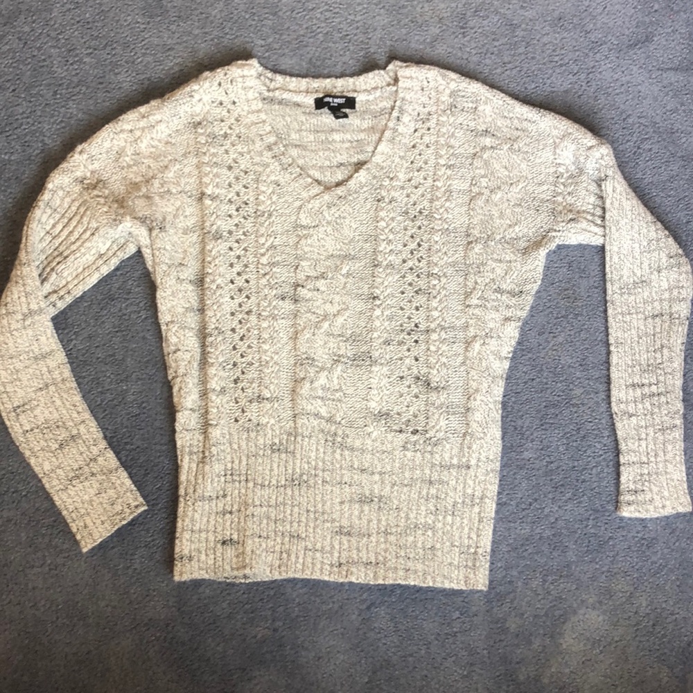V neck sweater